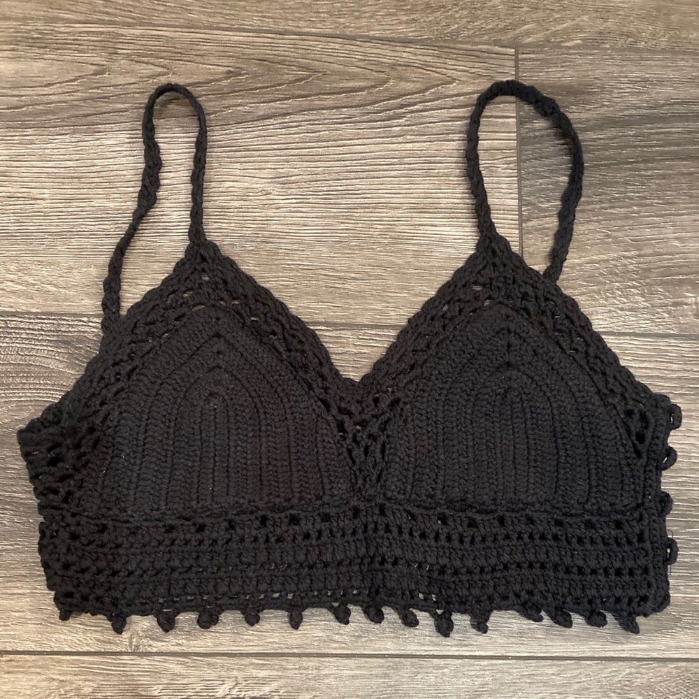 Black Knit Crop Festival shirt